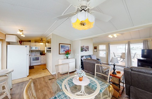 Port Isabel House | Waterfront Park Model Home w/boat slip & shared pools, hot tub,tennis, gym