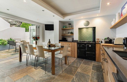 Fowey House | Waterfront property in the heart of Fowey, stunning views close to town & beach