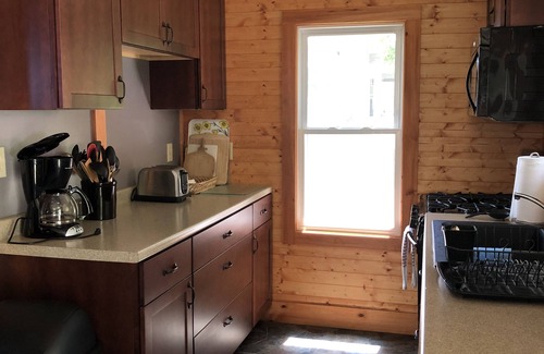 Ovid Cottage | Waterfront property on Cayuga Lake, in the heart of FLX wine country
