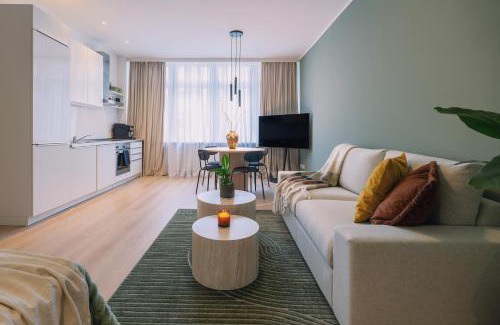 Neustadt Apartment | Waterfront Riverside Premium Suites by ORY Living