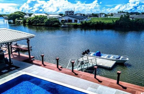 Nadi Apartment | Waterfront Sunset Apartment Nadi