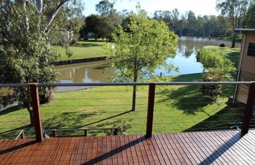 Bundalong House | Waterfront Taj at BUNDALONG