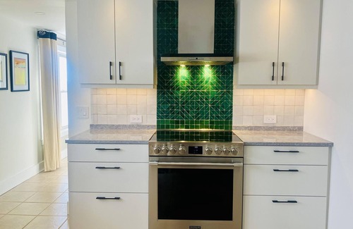 New London House | Waterfront Vacation Home - close to Cavendish, golf, beach.