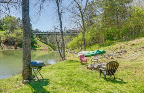 Rileyville Apartment | Waterfront Virginia Retreat with Canoe, Pets Welcome