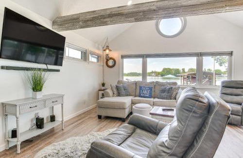 Saint Johns House | Waterfront with Boat Dock Retreat on Indian Lake