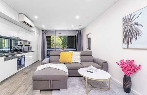 Alexandria Apartment | Waterloo 2Br Modern Apartment Nature Park