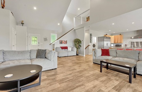 Pequea House | Waters Edge