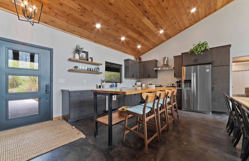 Tower House | Waters of Vermillion Retreat
