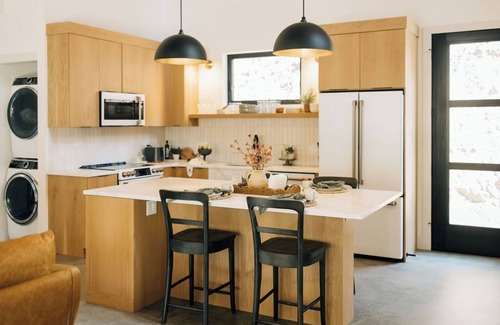 Susquehanna Trails Cabin | Waterview. Hot Tub. Gas Firepit. Lancaster 40 min.
