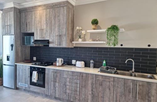 Wilderness Beach Apartment | WavesEnd Wilderness Self-catering Units