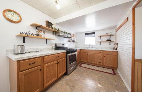 Dalton House | Wayfarer Inn