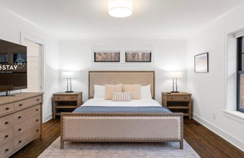 Wayzata Villa | Wayzata Cove