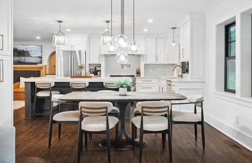Wayzata Villa | Wayzata Cove