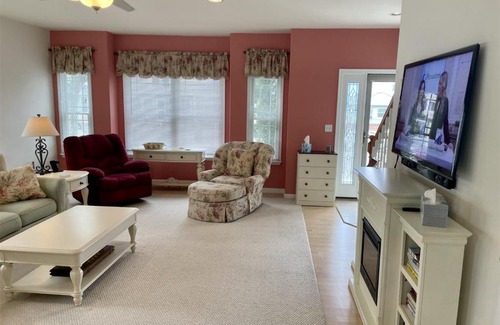 Wildwood Crest Apartment | WC127 West Aster Road
