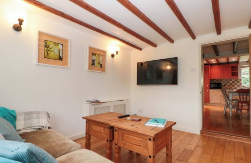 Carlton-in-Cleveland House | WEAVERS COTTAGE, pet friendly, character holiday cottage in Stokesley