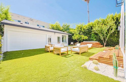 Melrose House | WEHO 12 Pax Charming house with Outdoor Oasis