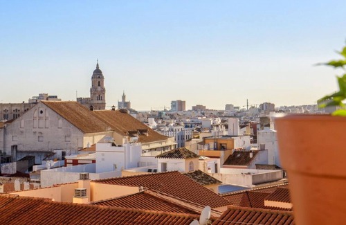 El Ejido Apartment | Wehost La Merced Centro