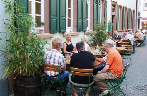 Speyer Apartment | Weinstube Schwarzamsel