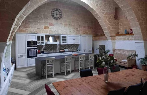 Qormi House | Welcome Guests, to our spacious and stylish farmhouse in Qormi
