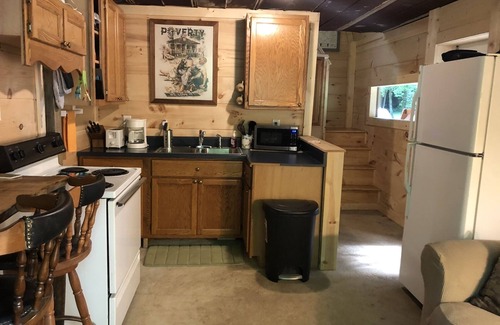 Ellijay House | Welcome to 12 acres of the rest and relaxation you deserve!