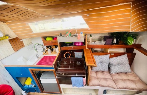 Pylos Boat Rental | Welcome to abacaxi