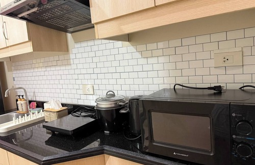 Kapitolyo Condo | Welcome to Casa Sheridan Your Cozy Escape in the Heart of the Metro 🌿 Whet