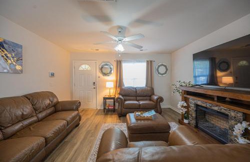 Oakdale House | Welcome to Charlotte Nest!