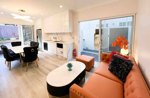 Bondi Junction House | Welcome to "Churchill's Rest" - a meticulously renovated Victorian-era home.