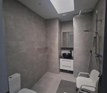 Holycross Apartment | Welcome to DC's Cottage