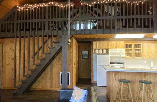 Hoodsport Cabin | Welcome to Deer Creek Cabin at Lake Cushman!