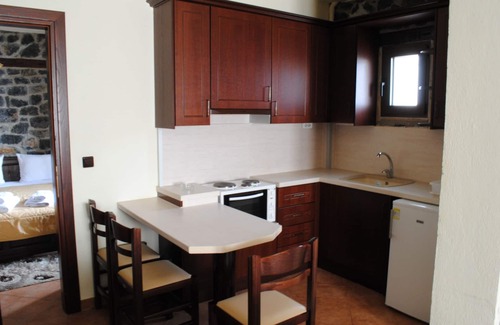 Vlachiana House | Welcome to Guesthouse Yades, Double Studio!