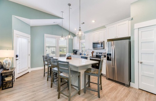 Corolla Light Condo | Welcome to Ohanakai - 2 bed, Single Level Pets Welcome! Walk to the Beach