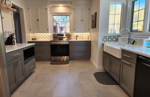 Cheyenne House | Welcome to our More on Moore 1936 Remodeled Home w/AC, 4BDR, 2BR sleeps 8