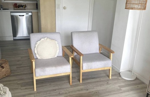 Robina Cottage | Welcome to our serenity in the Gold Coast which is "Bee Cottage".n