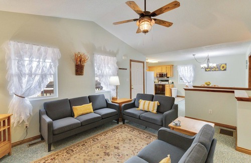 Sloans Valley Cabin | Welcome to “Relaxing on the Cumberland” – Your Perfect Cozy Escape