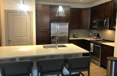 Columbia Apartment | Welcome to RnR suites!