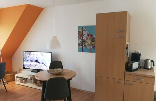 Wallersheim Apartment | Welcome to the apartment house "ABENDSONNE Small holiday apartment in the attic