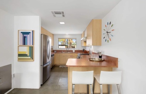 Vista Norte House | Welcome to the Gilded Monkey House!