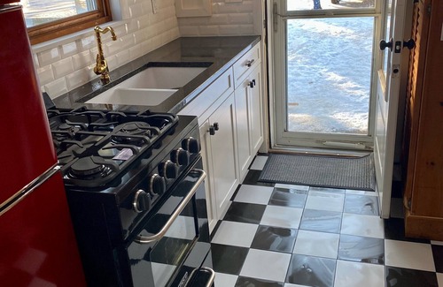 Northwood Cottage | Welcome to the Lake