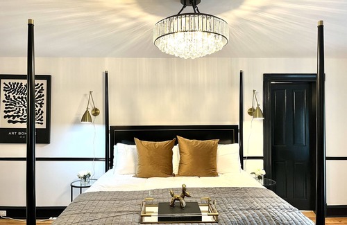 Nellysford Hotel | Welcome to the newly appointed Everett Estate: Where Modern Luxury Meets Historic Charm