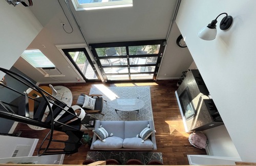 Ravenna House | Welcome to The Yeti Hut!