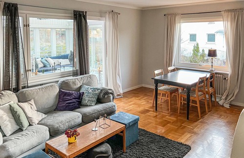 Oxelosund House | Welcome to this attractive cottage near the sea, ideally suited for a family vacation!