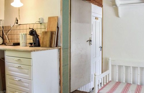 Andrarum House | Welcome to this pretty wooden house.
