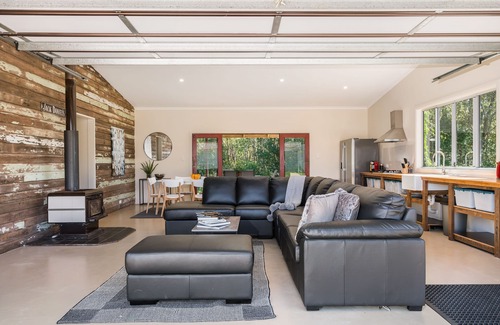 Pearces Creek House | Welcome to Tin Horse Ranch!
