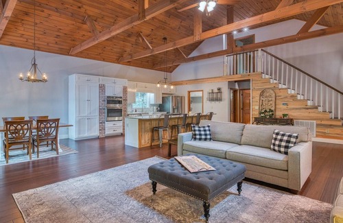 Waynesville House | Welcome to Water Rock Escape