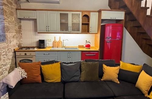 Ayvalik City Center House | Welcoming 4-bedroom house with AC in charming Ayvalık