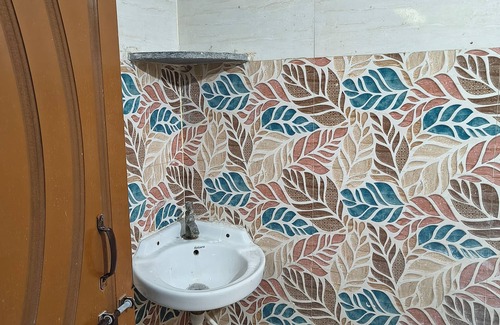 Hyderabad Apartment | Welcoming apartment with WiFi in vibrant Hyderabad