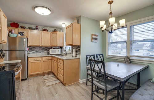 Lakeside - Lester Park House | Welcoming Duluth Home ~ 2 Mi to Brighton Beach!