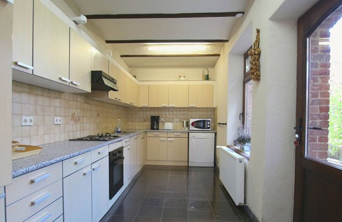 Herbeumont Villa | Welcoming Mansion with Sauna in Herbeumont