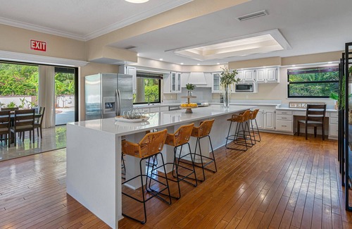 Anona Villa | Well-designed Luxury 8-BR with Amazing Pool